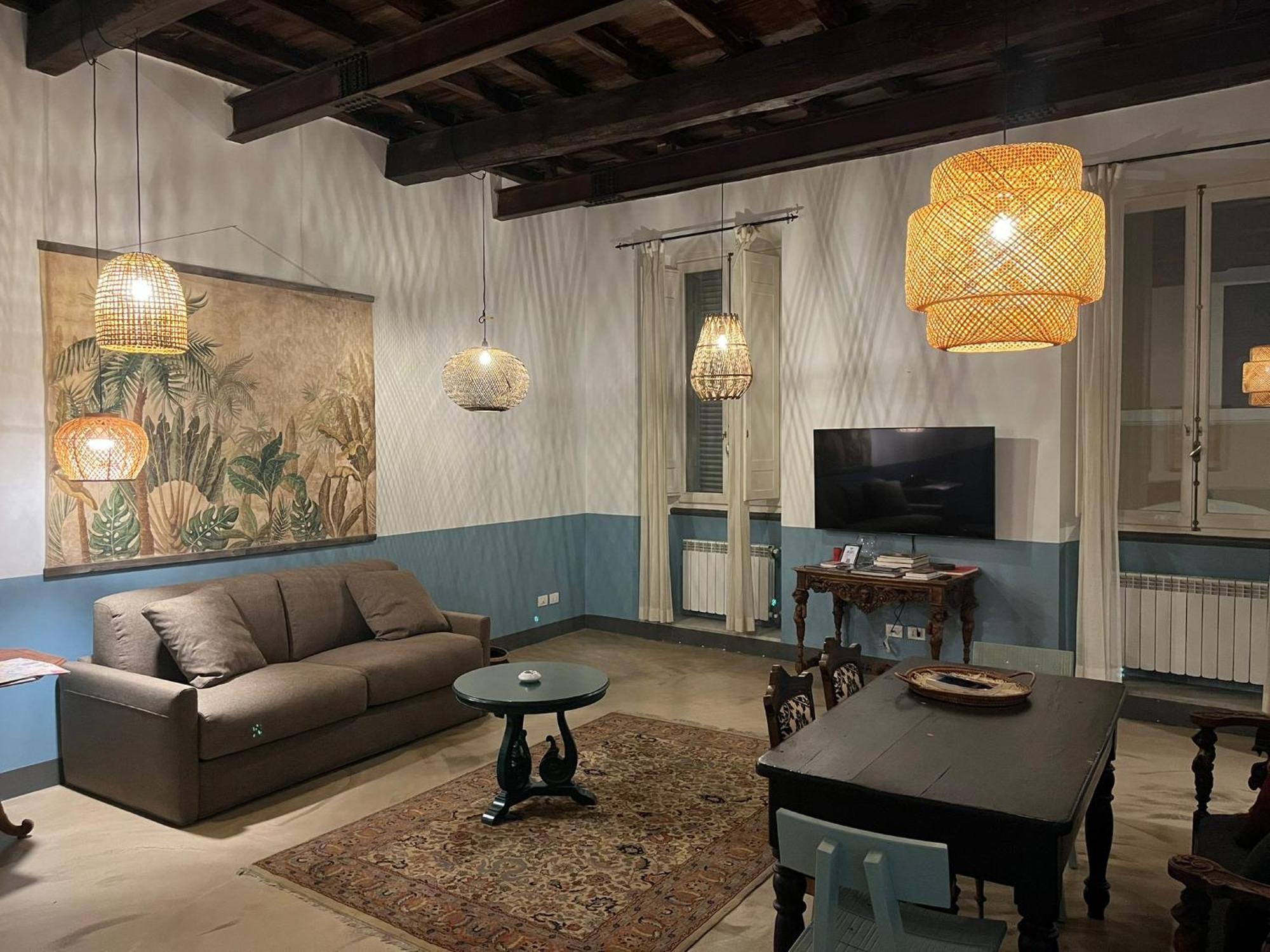 Apartamento Charming In Monti, Steps To Colosseum Roma